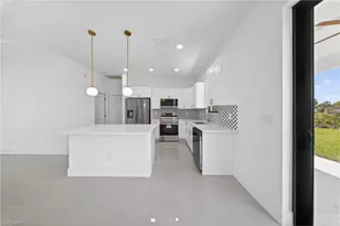 2711 39th St W, Lehigh Acres, FL 33971 - Photo 11