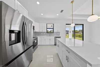 2711 39th St W, Lehigh Acres, FL 33971 - Photo 13