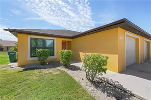 902 SW 39th Terrace, Cape Coral, FL 33914 - Photo 23