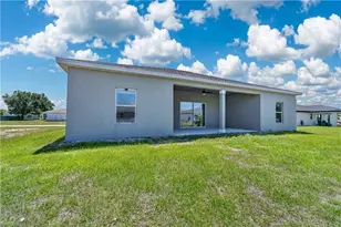 1001 NE 35th Ln, Cape Coral, FL 33909 - Photo 23