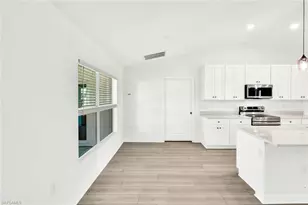 1205 NE 12th St, Cape Coral, FL 33909 - Photo 13