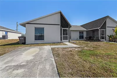 1733 NE 7th Pl, Cape Coral, FL 33909 - Photo 7