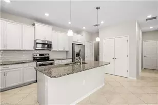 4443 Dutchess Park Rd, Fort Myers, FL 33916 - Photo 7