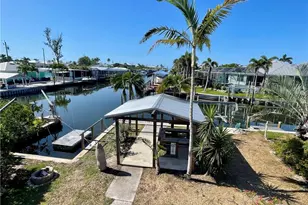 3535 Fifth Ave, Saint James City, FL 33956 - Photo 15