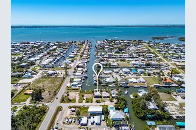 3535 Fifth Ave, Saint James City, FL 33956 - Photo 23