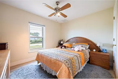 2415 NE 22nd Ave, Cape Coral, FL 33909 - Photo 27