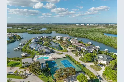 17049 Marina Cove Ln, Fort Myers, FL 33908 - Photo 47