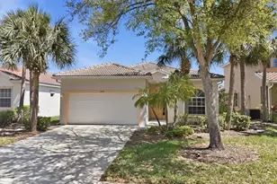 2561 Deerfield Lake Ct, Cape Coral, FL 33909 - Photo 43