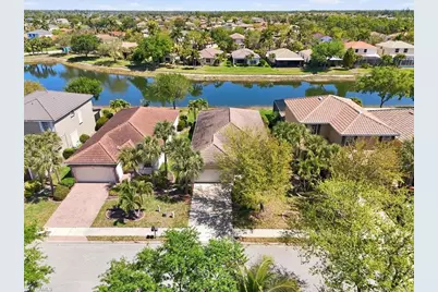 2561 Deerfield Lake Ct, Cape Coral, FL 33909 - Photo 45