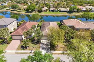 2561 Deerfield Lake Ct, Cape Coral, FL 33909 - Photo 45