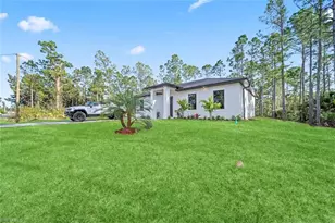 1805 W 10th St, Lehigh Acres, FL 33972 - Photo 5