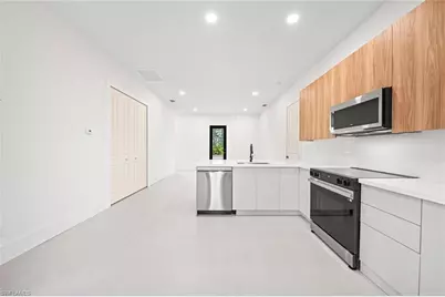 1805 W 10th St, Lehigh Acres, FL 33972 - Photo 11