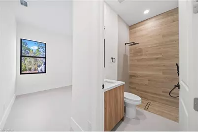 1805 W 10th St, Lehigh Acres, FL 33972 - Photo 23