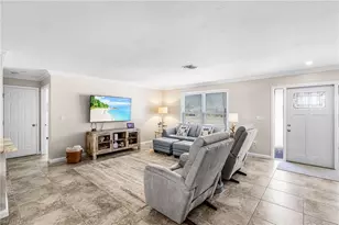 6331 Plumosa Ave, Fort Myers, FL 33908 - Photo 5