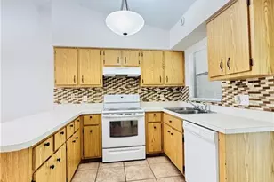 17405 E Carnegie Cir, Fort Myers, FL 33967 - Photo 13