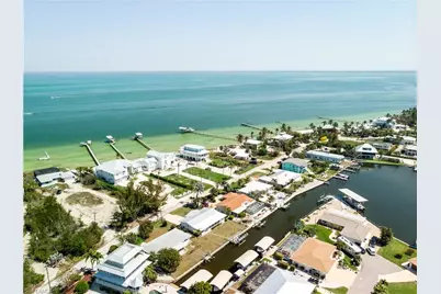 7815 Bocilla Ln, Bokeelia, FL 33922 - Photo 35