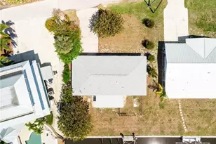 7815 Bocilla Ln, Bokeelia, FL 33922 - Photo 3