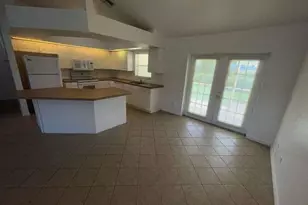 721 Castlestone Ave S, Lehigh Acres, FL 33974 - Photo 5