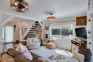 9247 Dimmick Dr, Sanibel, FL 33957 - Photo 11