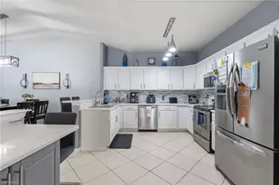 3931 Recreation Ln, Naples, FL 34116 - Photo 9