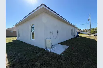 484 Westdale Ave, Lehigh Acres, FL 33972 - Photo 27