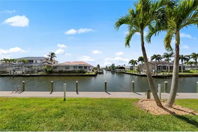 902 SW 48th Ter #104, Cape Coral, FL 33914 - Photo 25