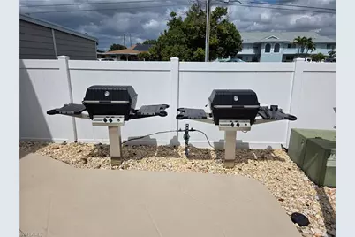 902 SW 48th Ter #104, Cape Coral, FL 33914 - Photo 35