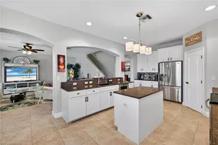 12917 Village Gate Ct, Fort Myers, FL 33913 - Photo 9