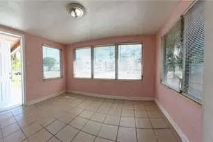 2115 Katherine St, Fort Myers, FL 33901 - Photo 5