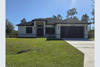 1504 Poinsettia Ave, Lehigh Acres, FL 33972 - Photo 3