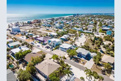 119 Andre Mar Dr, Fort Myers Beach, FL 33931 - Photo 25