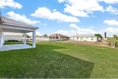 1702 NW 5th Pl, Cape Coral, FL 33993 - Photo 25