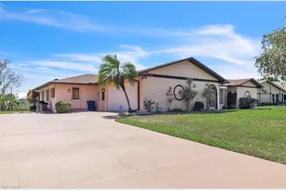 6070 Anchorline Ct, North Fort Myers, FL 33917 - Photo 3