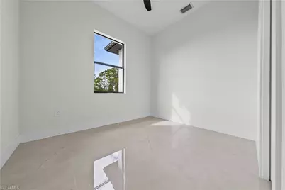 1097 Eisenhower Blvd, Lehigh Acres, FL 33974 - Photo 15