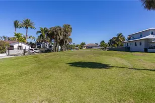 1820 Marina Cir, North Fort Myers, FL 33903 - Photo 11