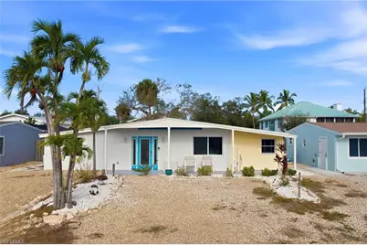 185 Hibiscus Dr, Fort Myers Beach, FL 33931 - Photo 33