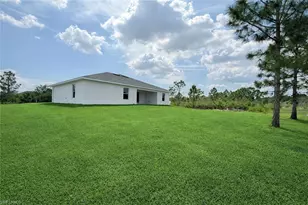 2600 26th St W, Lehigh Acres, FL 33971 - Photo 3