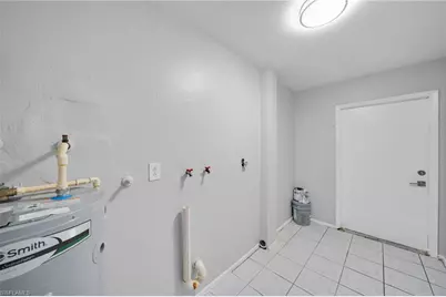 15 SE 24th Ave #E, Cape Coral, FL 33990 - Photo 7