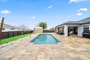 2304 NW 7th St, Cape Coral, FL 33993 - Photo 25