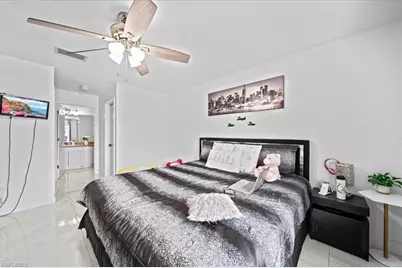 2304 NW 7th St, Cape Coral, FL 33993 - Photo 41