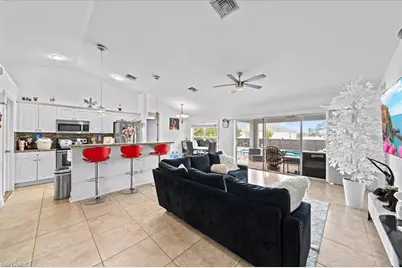 2304 NW 7th St, Cape Coral, FL 33993 - Photo 13