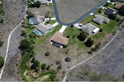 19929 Petrucka Cir N, Lehigh Acres, FL 33936 - Photo 31