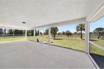 533 Willowbrook Dr, Lehigh Acres, FL 33972 - Photo 27