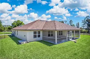 533 Willowbrook Dr, Lehigh Acres, FL 33972 - Photo 33