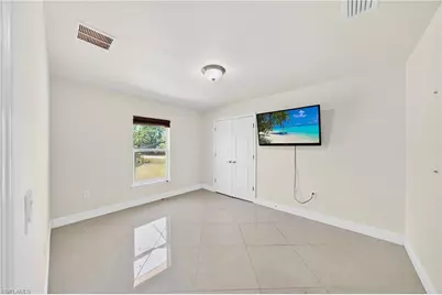 533 Willowbrook Dr, Lehigh Acres, FL 33972 - Photo 23