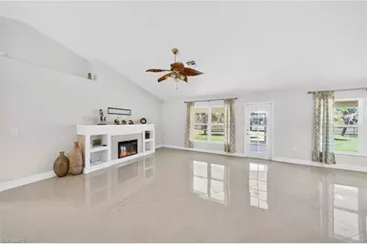 533 Willowbrook Dr, Lehigh Acres, FL 33972 - Photo 3