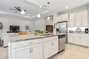 2935 Sunset Pointe Cir, Cape Coral, FL 33914 - Photo 9