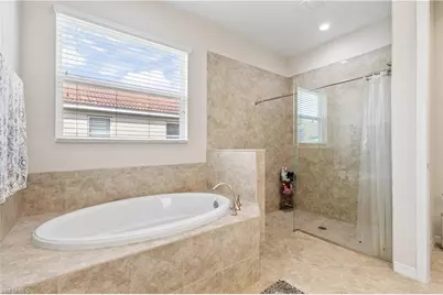 2935 Sunset Pointe Cir, Cape Coral, FL 33914 - Photo 19