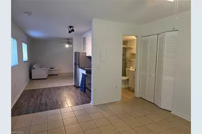 8162 Country Rd #102, Fort Myers, FL 33919 - Photo 7