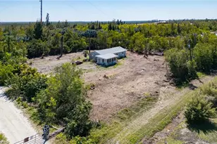 5427 Easy St, Bokeelia, FL 33922 - Photo 5